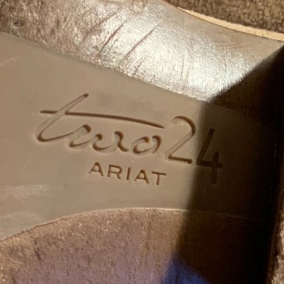 Ariat Suede Cowboy Shoes - Picture 8 of 8